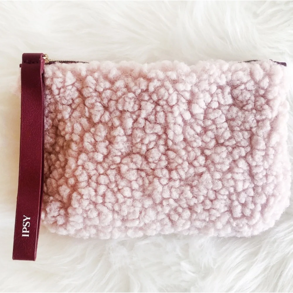 ipsy ⭐️new⭐️ pink